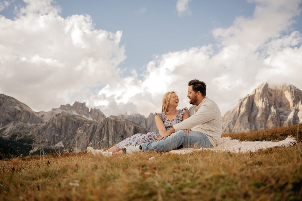 Caitlin & Sean • Golden Hour Love • Anniversary Sunset Shoot in the Dolomites